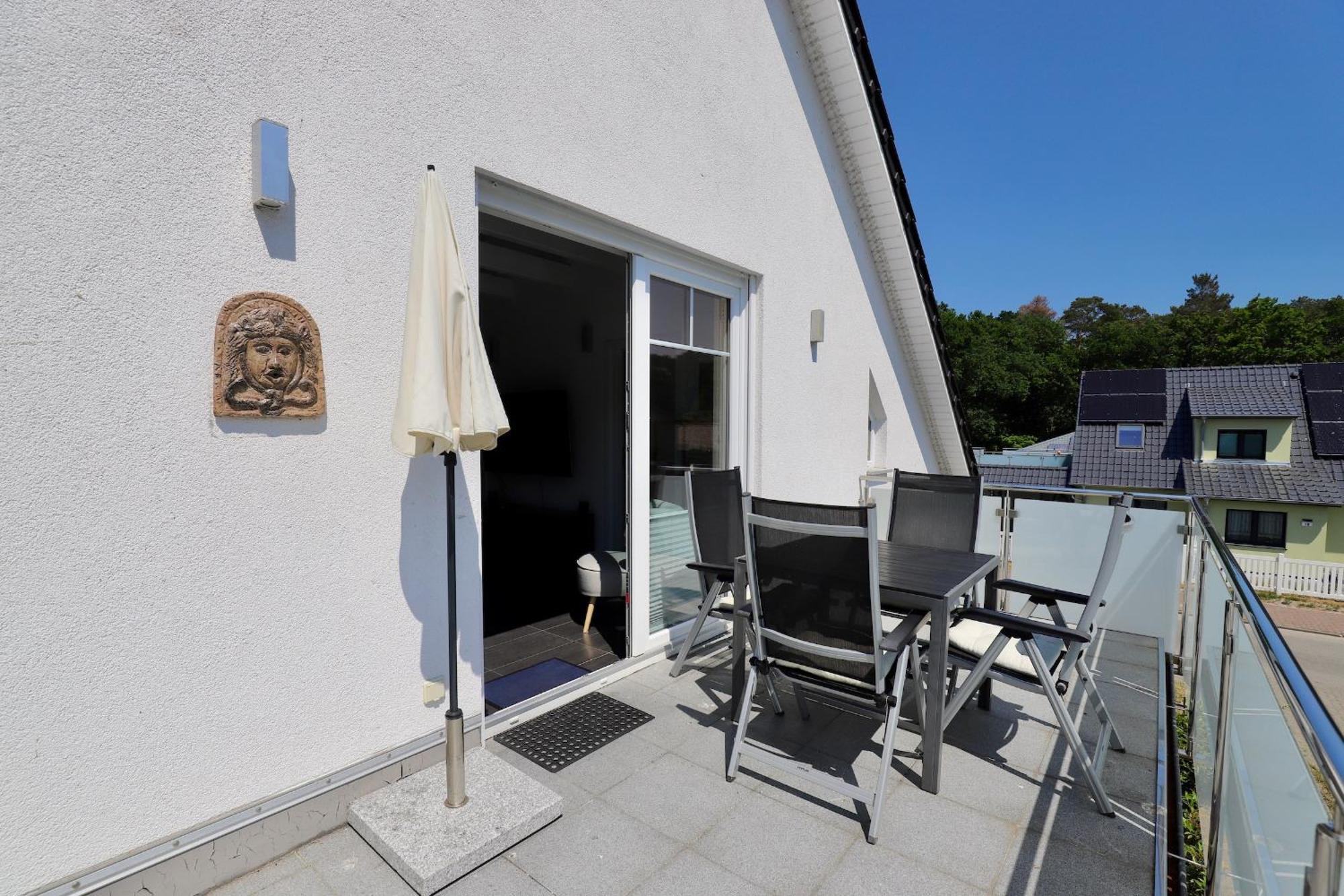 Ferienwohnung4 Im Haus Moewe Thiessow Bagian luar foto